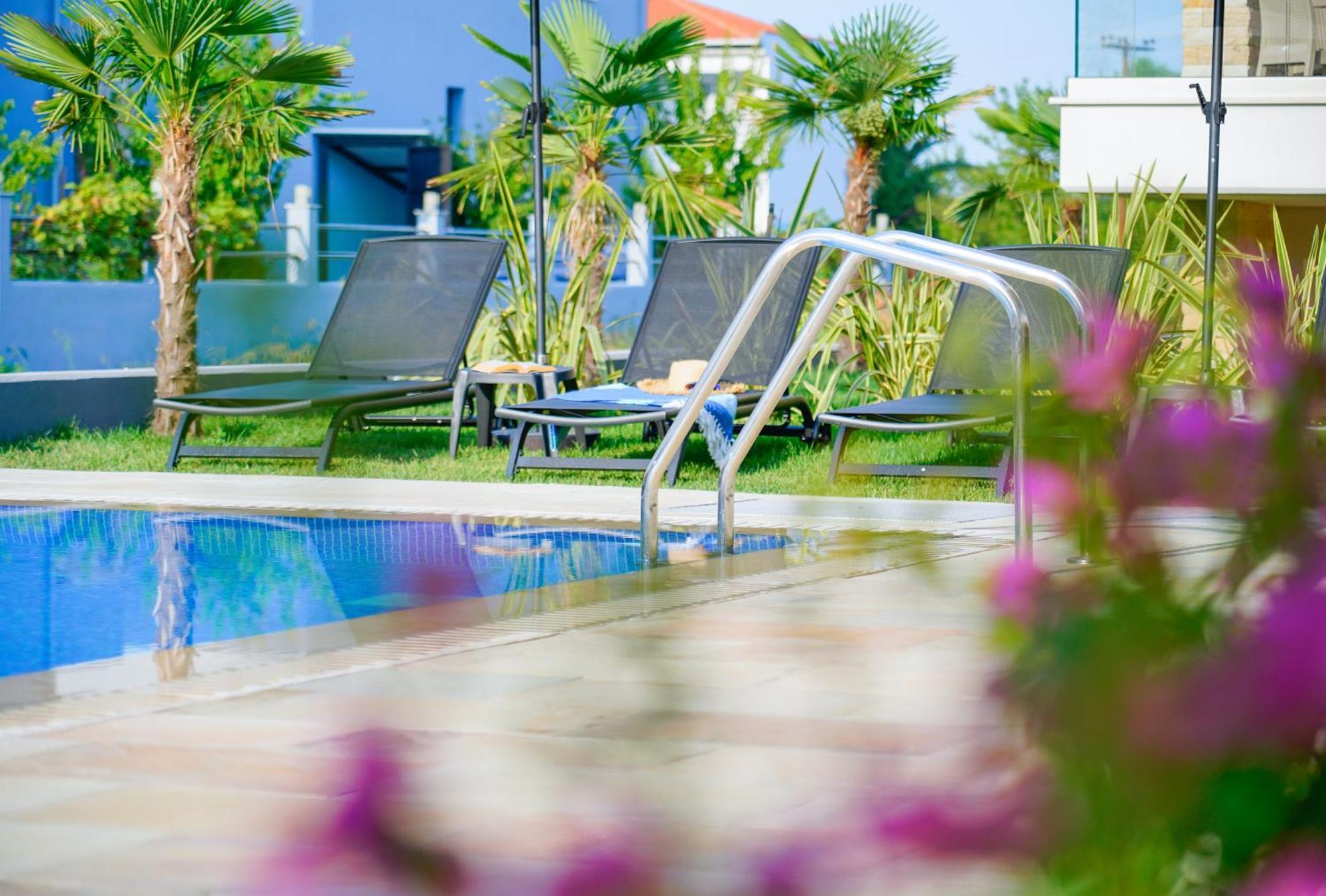 Tereza Golden Aparthotel Chrysi Ammoudia Buitenkant foto